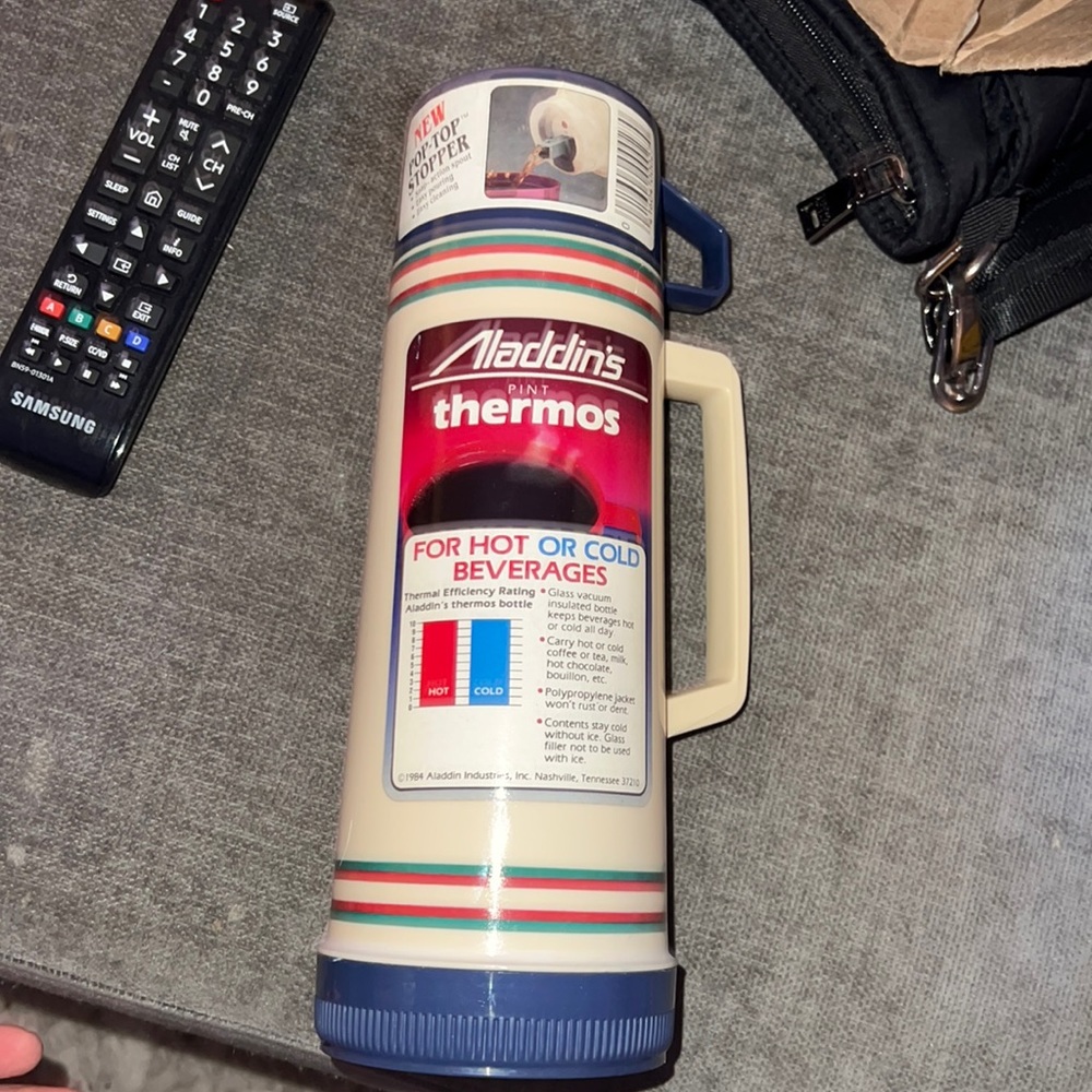 New Aladdin’s pint thermos 1984